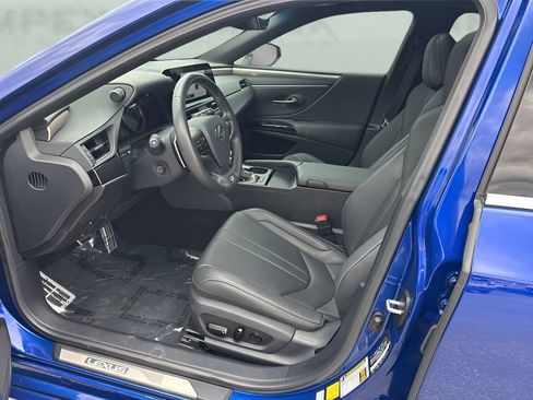 Used 2024 Lexus ES 350 F Sport w/ Accessory Package (Z2) image 9