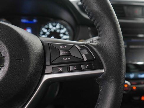 Used 2020 Nissan Rogue SV AWD/4WD image 28