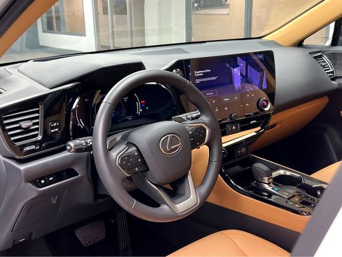 Certified 2026 Lexus NX 350 AWD w/ Accessory Package (2T) image 39