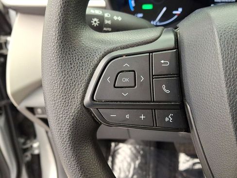 Used 2024 Toyota Sienna LE FWD image 20