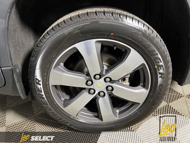 Used 2021 Chevrolet Traverse LT w/ LT Premium Package AWD/4WD image 34