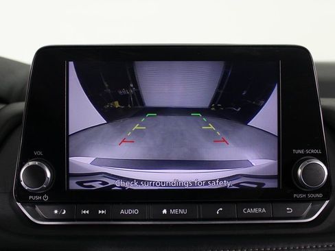 Certified 2024 Nissan Rogue S image 25