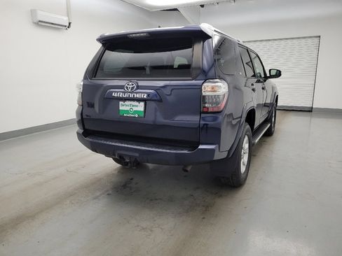 Used 2018 Toyota 4Runner SR5 Premium AWD/4WD image 7