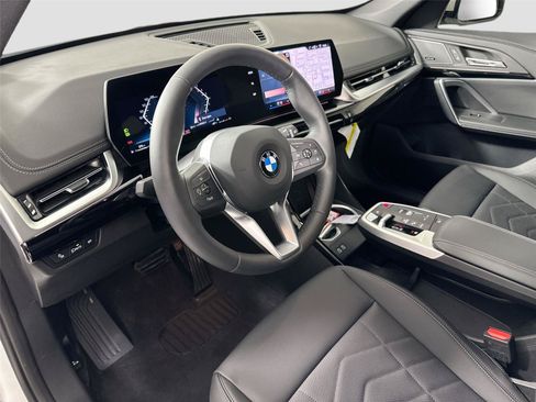 Used 2026 BMW X1 xDrive28i w/ Convenience Package AWD/4WD image 9