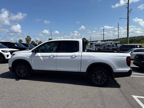 Used 2023 Honda Ridgeline Sport image 4