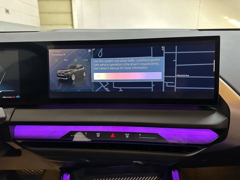 Used 2025 BMW X3 xDrive30i w/ Convenience Package image 18