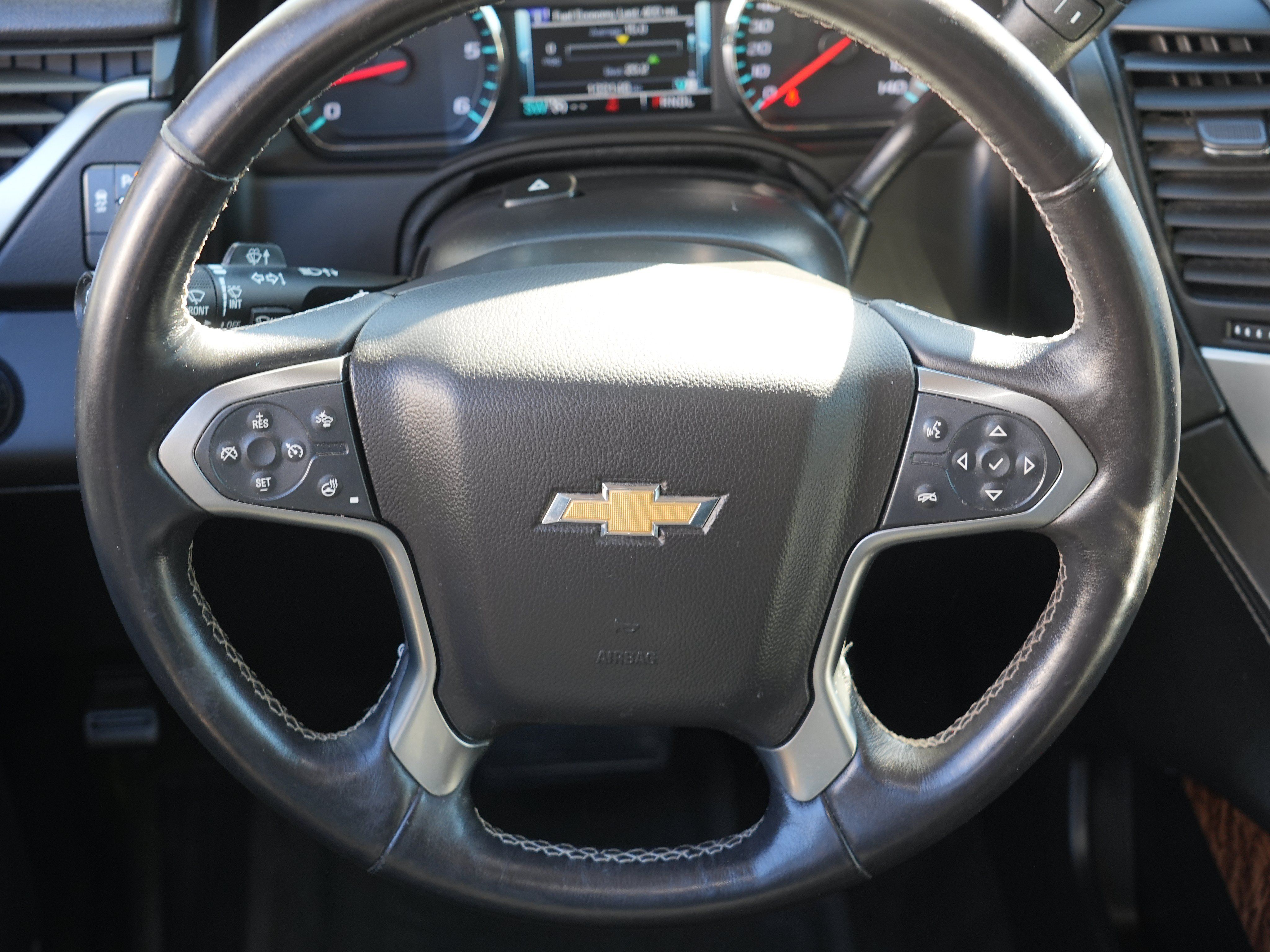 Used 2017 Chevrolet Suburban Premier AWD/4WD image 24