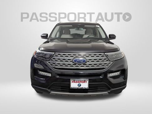 Used 2021 Ford Explorer Limited w/ Equipment Group 301A image 9