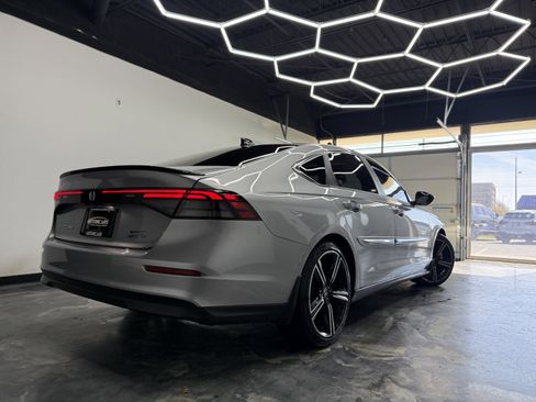 Used 2025 Honda Accord Sport image 5