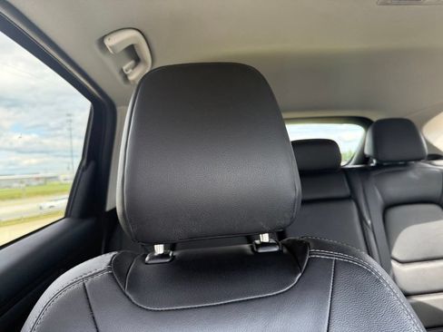 Used 2025 MAZDA CX-5 AWD 2.5 S w/ Preferred Package image 32