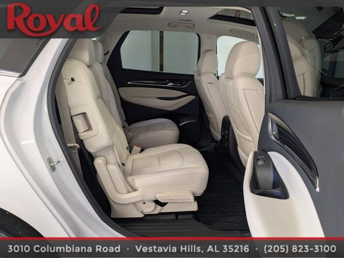 Used 2023 Buick Enclave Essence w/ Experience Buick Package image 10