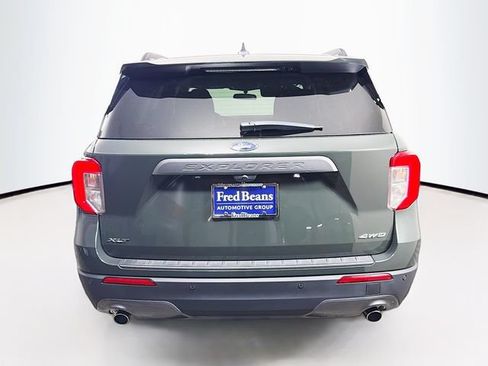 Used 2023 Ford Explorer XLT w/ Equipment Group 202A AWD/4WD image 7