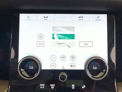 Used 2019 Land Rover Range Rover Velar R-Dynamic SE AWD/4WD image 57