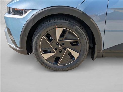 New 2026 Hyundai Ioniq 5 SE image 10