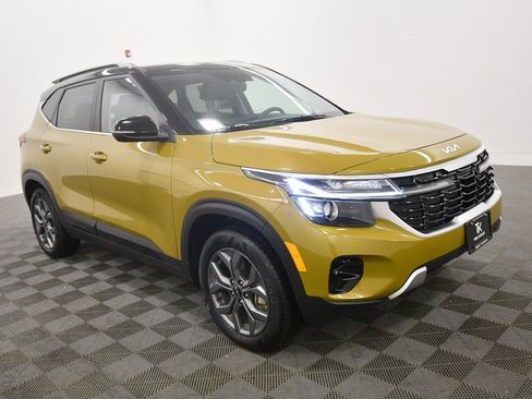 Certified 2024 Kia Seltos S image 10