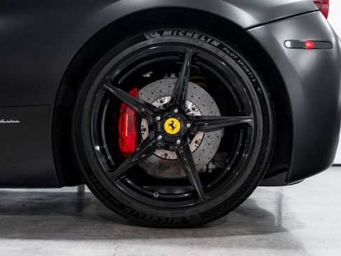 Used 2012 Ferrari 458 Spider RWD image 89