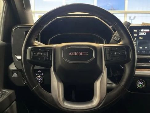 Used 2024 GMC Sierra 1500 Elevation image 16