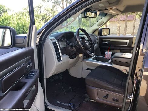 Used 2017 RAM 1500 Big Horn image 12