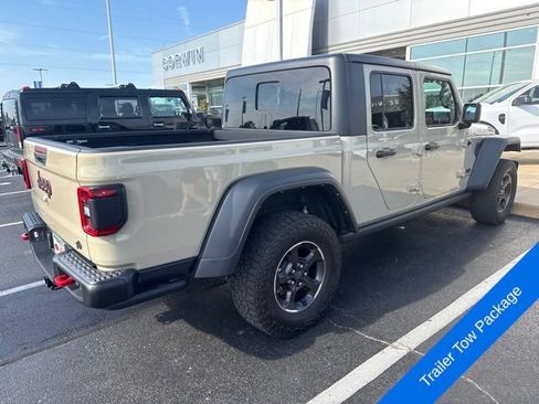 Used 2022 Jeep Gladiator Rubicon w/ LED Lighting Group AWD/4WD image 4