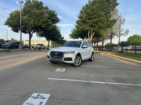 Used 2018 Audi Q5 Prestige image 1