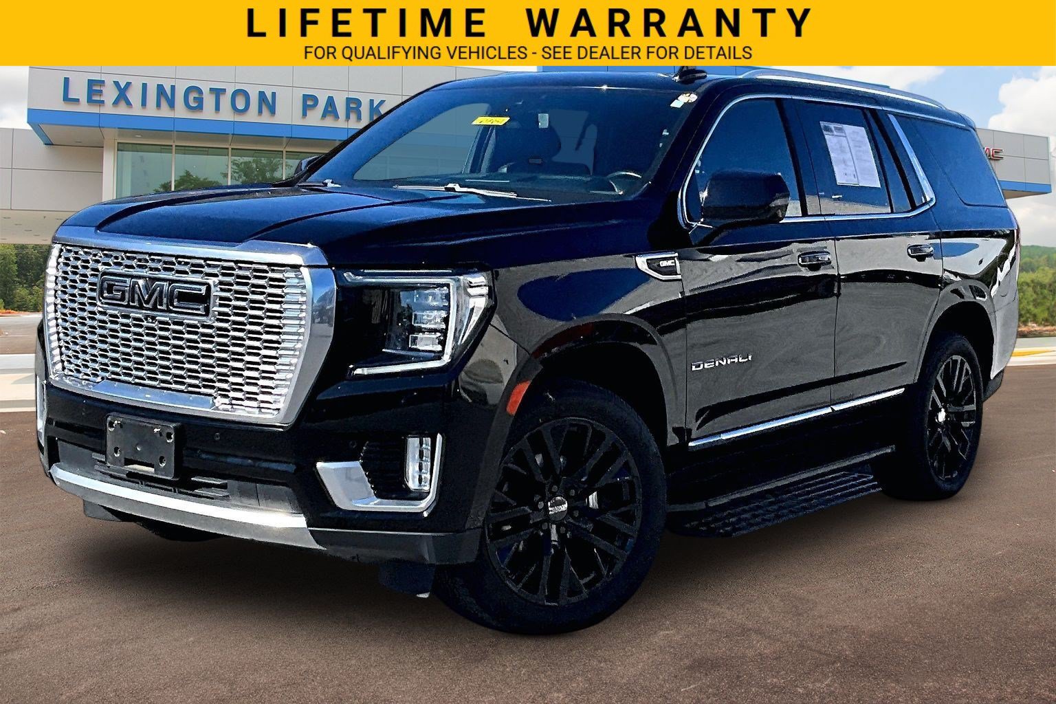 Used 2022 GMC Yukon Denali AWD/4WD image 12