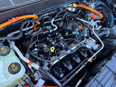 Used 2024 Ford Maverick Lariat image 14