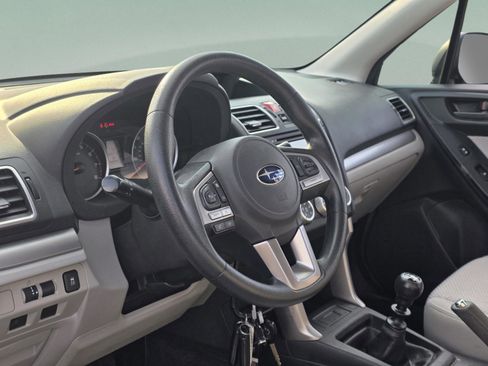 Used 2018 Subaru Forester 2.5i image 10