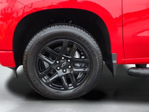 Used 2025 Chevrolet Silverado 1500 Custom w/ Rally Edition RWD image 10