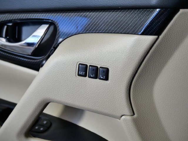 Used 2020 Nissan Rogue SL w/ Premium Package AWD/4WD image 28