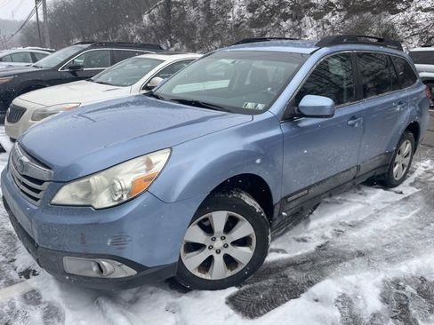 Used 2011 Subaru Outback 2.5i Premium w/ All-Weather Pkg image 2