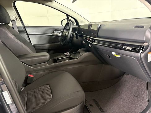 New 2026 Kia Sportage LX image 14