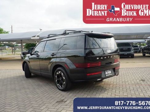 Used 2025 Hyundai Santa Fe SEL FWD image 5