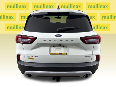 Certified 2023 Ford Escape Active AWD/4WD image 29