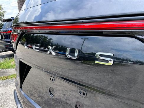 Used 2023 Lexus LX 600 4WD w/ Interior Upgrade Package image 31