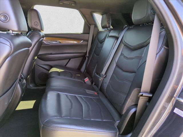 Used 2017 Cadillac XT5 Platinum w/ Driver Assist Package AWD/4WD image 20