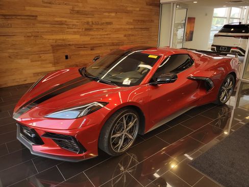 Used 2022 Chevrolet Corvette Stingray Preferred Conv w/ Z51 Performance Package image 1