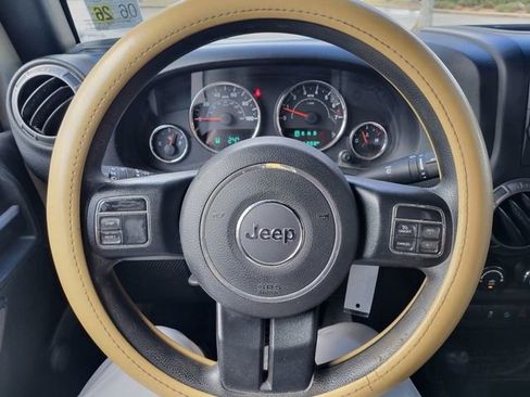 Used 2017 Jeep Wrangler Sport image 16