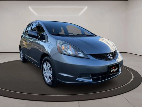 Used 2013 Honda Fit image 3