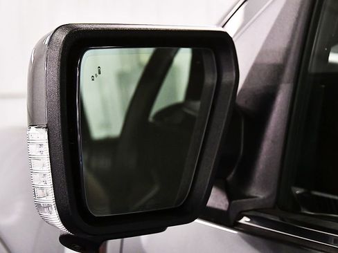 Used 2025 Ford F150 King Ranch AWD/4WD image 17