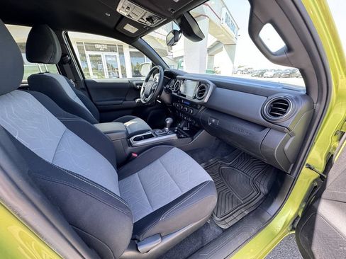 Used 2023 Toyota Tacoma TRD Off-Road AWD/4WD image 49