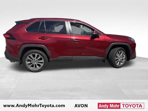 Used 2021 Toyota RAV4 XLE Premium AWD/4WD image 9