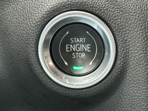 Used 2022 GMC Sierra 1500 Elevation image 30