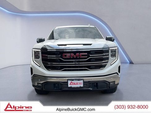 Used 2024 GMC Sierra 1500 SLT w/ SLT Premium Plus Package AWD/4WD image 10