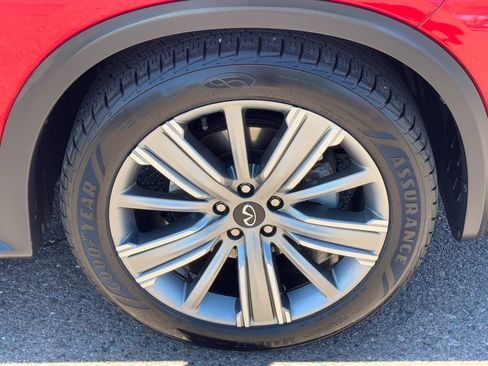 Used 2021 INFINITI QX50 Sensory image 8