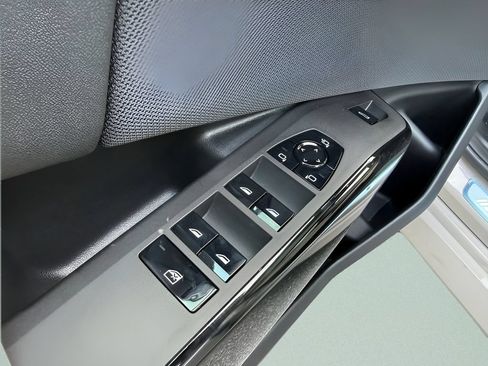 New 2026 BMW X3 xDrive30i w/ Premium Package AWD/4WD image 23