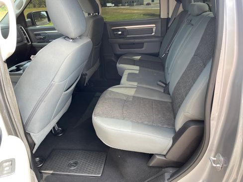 Used 2019 RAM 1500 Big Horn image 9