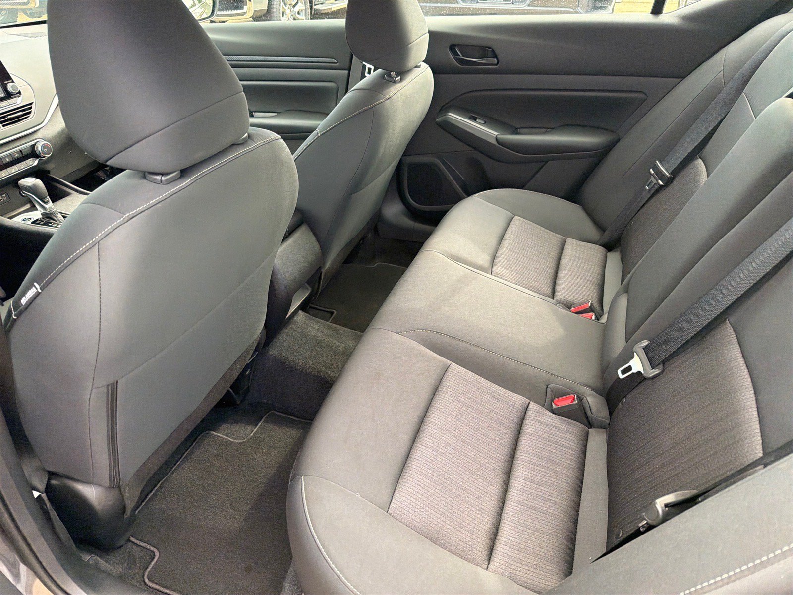 Used 2025 Nissan Altima 2.5 S FWD image 10