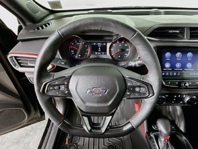 Used 2023 Chevrolet TrailBlazer RS w/ Sun and Liftgate Package AWD/4WD image 4