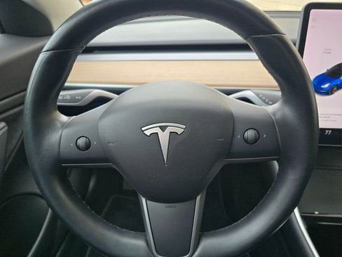 Used 2018 Tesla Model 3 Long Range image 23