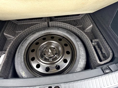 Used 2019 Lincoln Nautilus Reserve w/ Drivers Assistance Package image 23